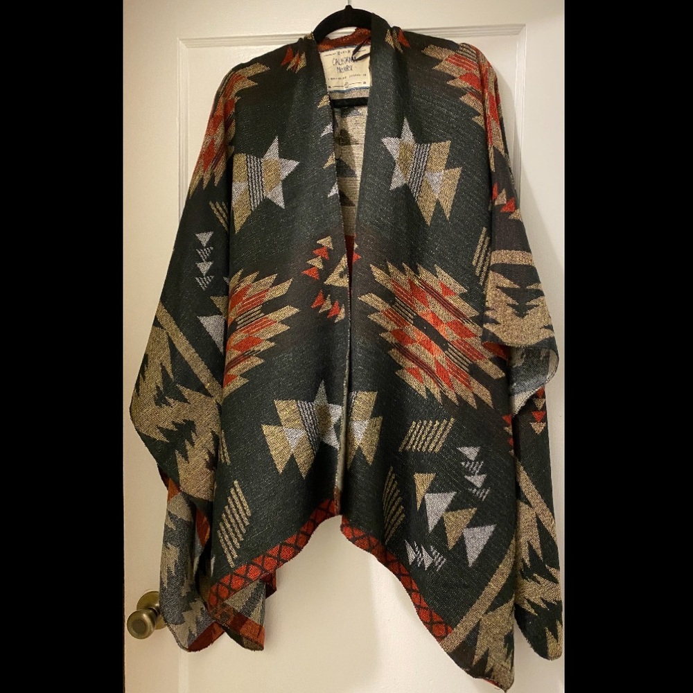 California Moonrise Patterned shawl